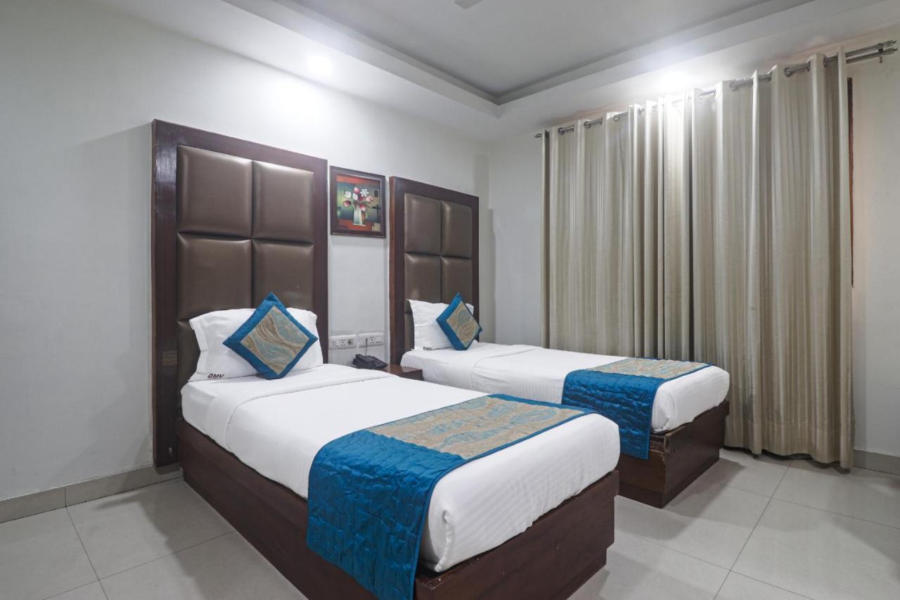 Hotel Sizzling Starr 新德里 外观 照片