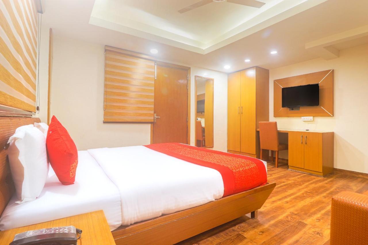 Hotel Sizzling Starr 新德里 外观 照片