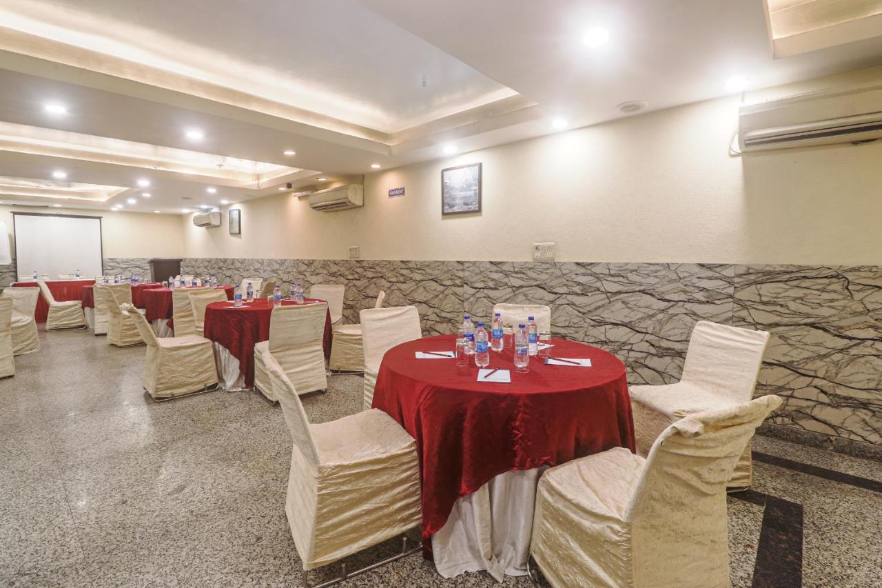 Hotel Sizzling Starr 新德里 外观 照片