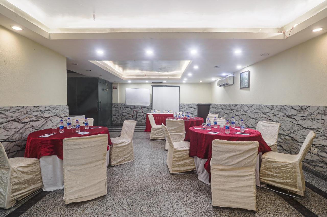 Hotel Sizzling Starr 新德里 外观 照片