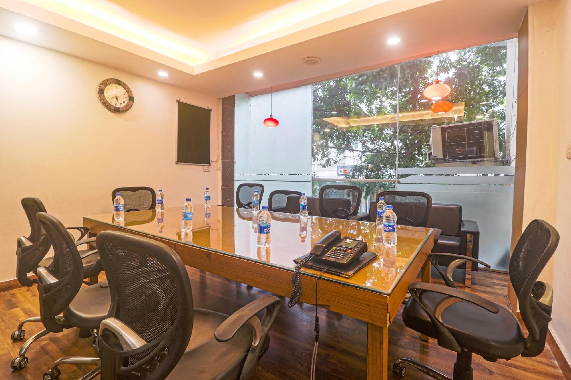 Hotel Sizzling Starr 新德里 外观 照片